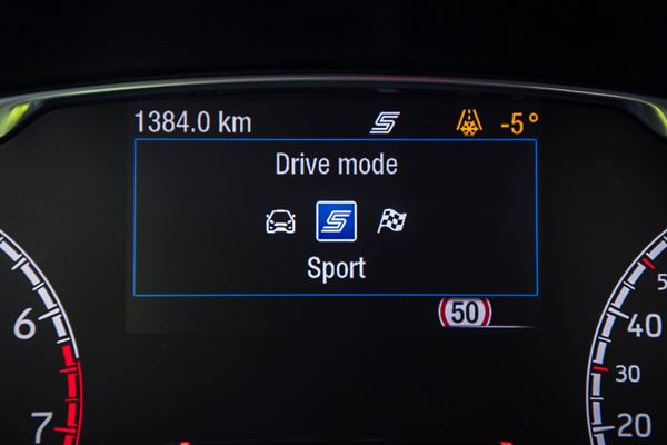 La Ford Fiesta ST embarque un bloc 3 cylindres turbocompressé de 200 ch