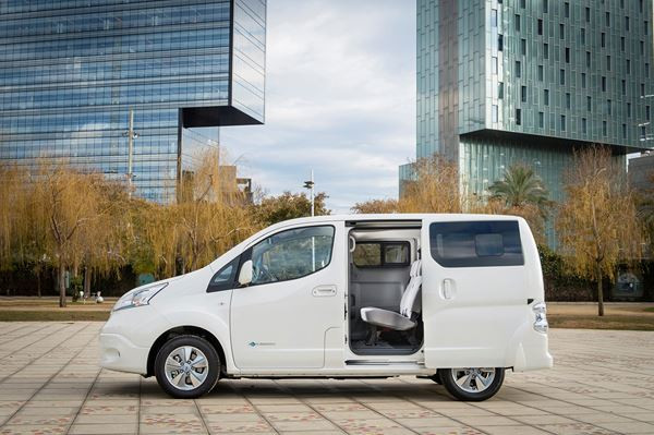 Le ludospace Nissan e-NV200 Evalia embarque une batterie de 40 kWh