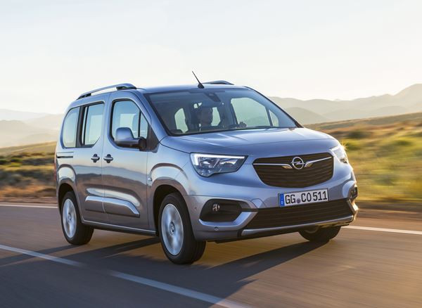 Le ludospace Opel Combo Life est une voiture familiale à tout faire