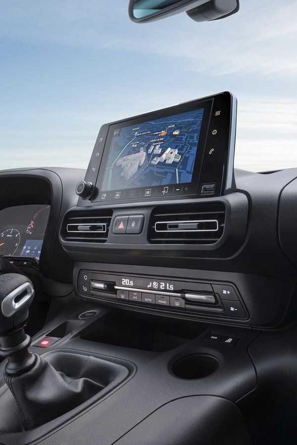 Le ludospace Opel Combo Life est une voiture familiale à tout faire