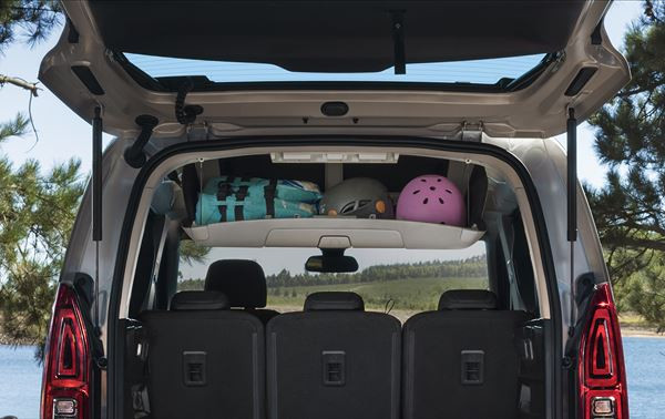 Citroën Berlingo: un ludospace à la morphologie différente avec un pare-brise avancé