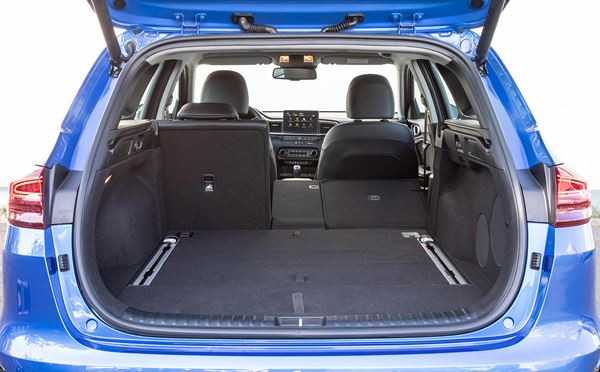 Kia Ceed SW : un break de taille compacte au design athlétique