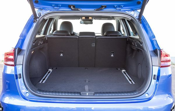 Kia Ceed SW : un break de taille compacte au design athlétique