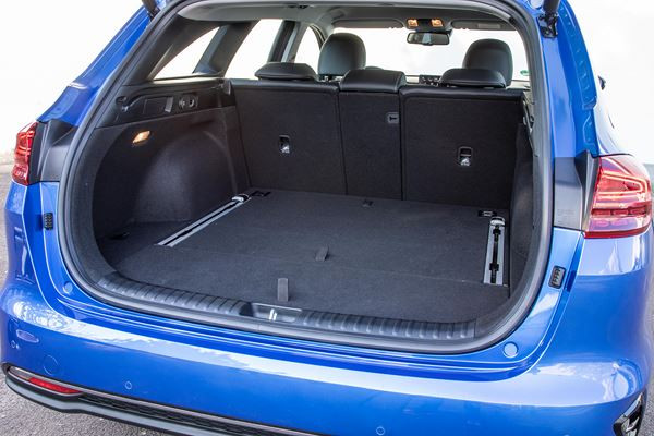 Kia Ceed SW : un break de taille compacte au design athlétique