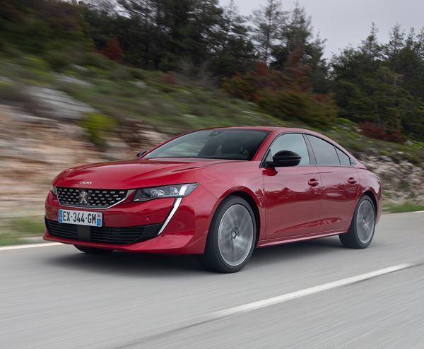 Peugeot 508 : une berline radicale à l’architecture basse et compacte