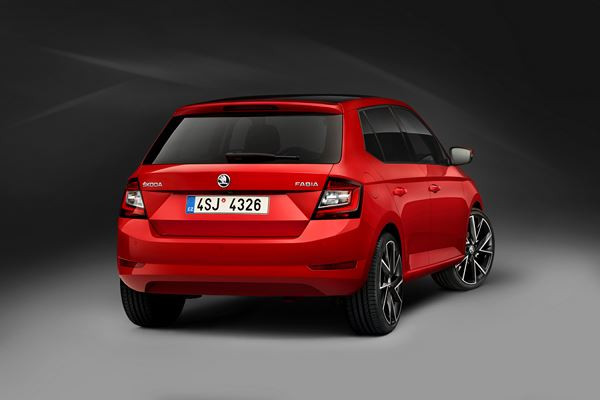 La Skoda Fabia s'offre des faces avant et arrière légèrement revues