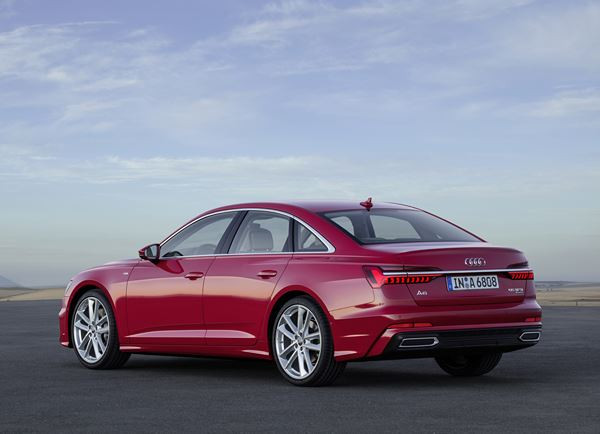 Audi A6: une berline dotée d'un large éventail de fonctions d’aide à la conduite