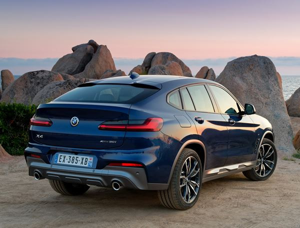 BMW X4: un SUV coupé au tempérament sportif