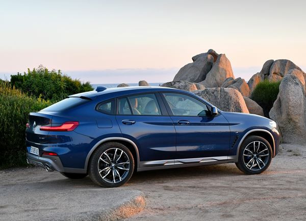 BMW X4: un SUV coupé au tempérament sportif