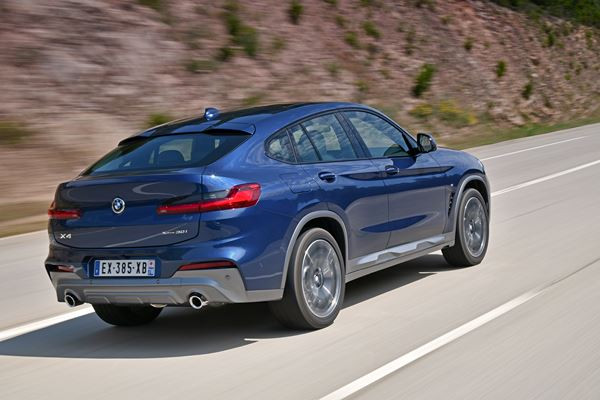 BMW X4: un SUV coupé au tempérament sportif