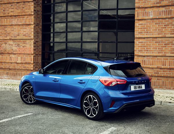 Ford Focus: une berline au design émotionnel conçue sur un nouveau châssis