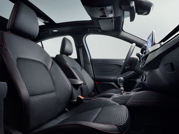 Ford Focus: une berline au design émotionnel conçue sur un nouveau châssis