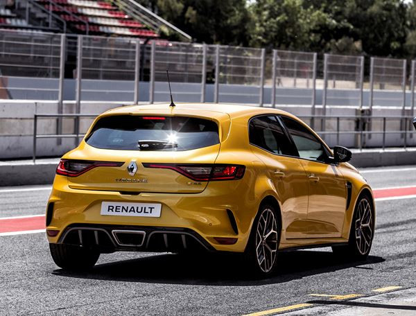 La Renault Mégane R.S. Trophy débite 300 ch