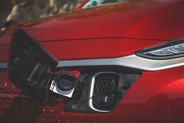 Le SUV urbain Hyundai Kona se décline en version électrique