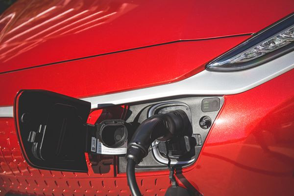 Le SUV urbain Hyundai Kona se décline en version électrique