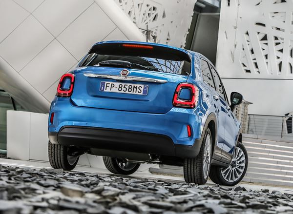 Le crossover urbain Fiat 500X s'offre un extérieur rafraîchi