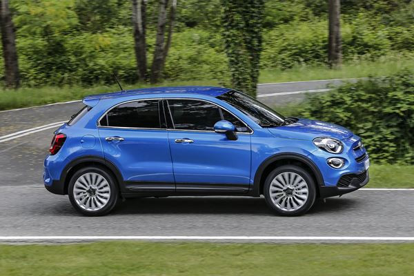 Le crossover urbain Fiat 500X s'offre un extérieur rafraîchi