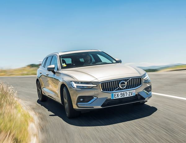Volvo V60: un break familial esthétique au sens pratique