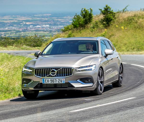 Volvo V60: un break familial esthétique au sens pratique