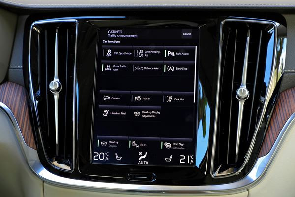 Volvo V60: un break familial esthétique au sens pratique