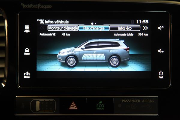 Le SUV Mitsubishi Outlander PHEV hybride rechargeable gagne en puissance