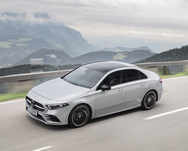 Mercedes Classe A Berline: une berline quatre portes compacte à coffre séparé