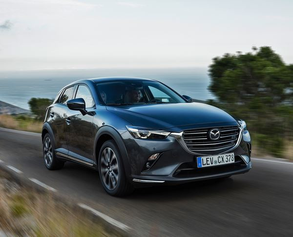 Le Mazda CX-3 restylé affiche une calandre redessinée