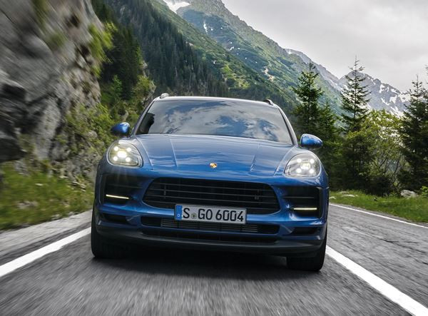 Le SUV sportif Porsche Macan s'offre un design revisité