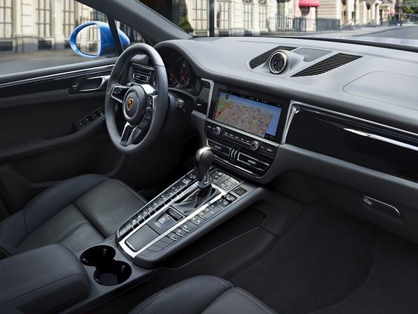 Le SUV sportif Porsche Macan s'offre un design revisité