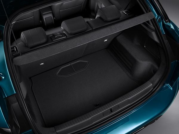 Le SUV urbain DS 3 Crossback adopte un style sculptural