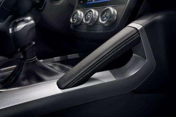 Le Renault Kadjar affiche une calandre élargie avec des inserts chromés