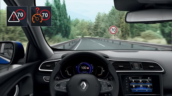 Le Renault Kadjar affiche une calandre élargie avec des inserts chromés