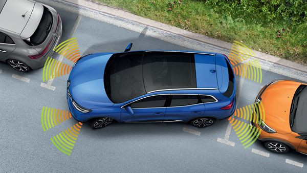 Le Renault Kadjar affiche une calandre élargie avec des inserts chromés