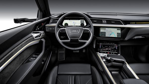 Audi e-tron: un grand SUV électrique sportif