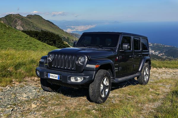 Jeep Wrangler Unlimited: un authentique tout-terrain Jeep découvrable