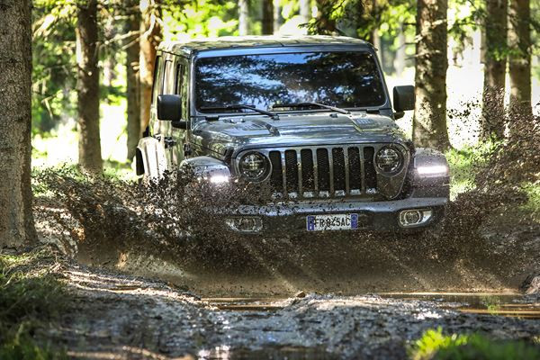 Jeep Wrangler Unlimited: un authentique tout-terrain Jeep découvrable