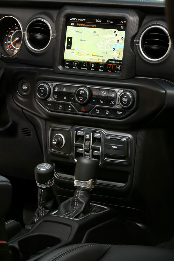 Jeep Wrangler Unlimited: un authentique tout-terrain Jeep découvrable