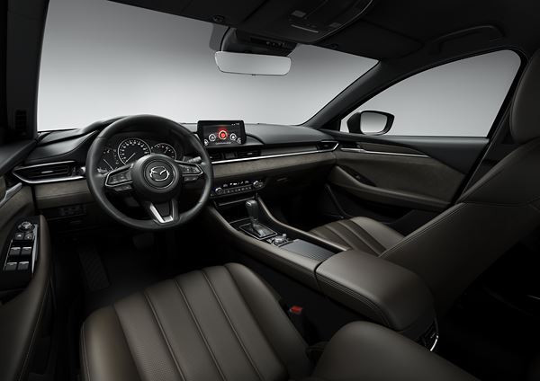 Mazda 6 Wagon: un break de taille intermédiaire mature