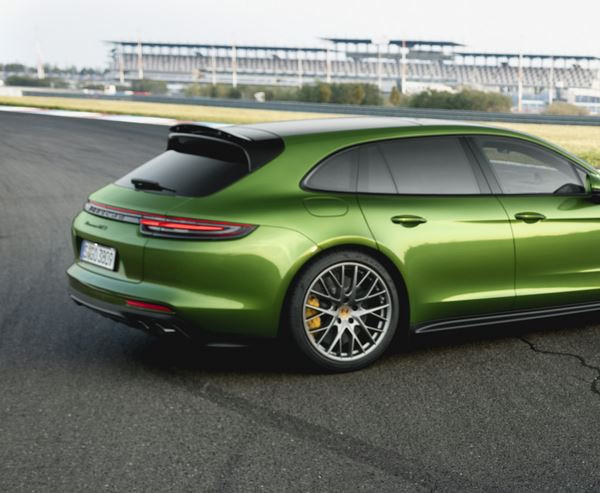 La Porsche Panamera Sport Turismo GTS reçoit un moteur V8 biturbo de 460 ch