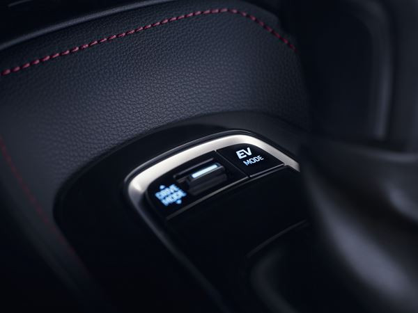 La berline compacte Toyota Corolla arbore des lignes plus dynamiques