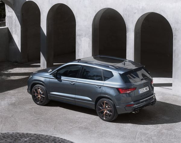 Le SUV sportif Cupra Ateca délivre une puissance de 300 ch et un couple de 400 Nm