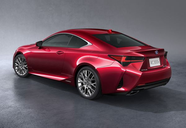 Lexus RC: un coupé sportif de luxe de taille intermédiaire