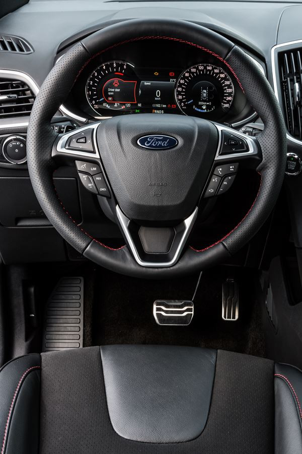 Ford Edge: un grand SUV avancé technologiquement