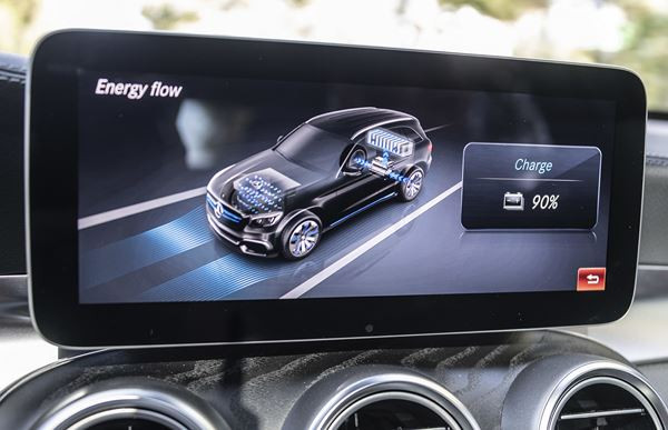 Mercedes GLC F-Cell: un SUV électrique à entraînement par batterie et pile à combustible