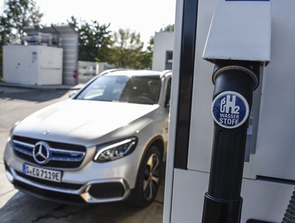 Mercedes GLC F-Cell: un SUV électrique à entraînement par batterie et pile à combustible