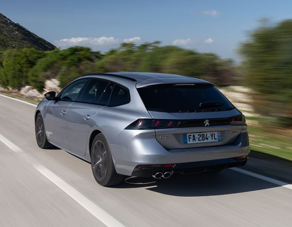 Peugeot 508 SW : un break de taille intermédiaire à la silhouette basse