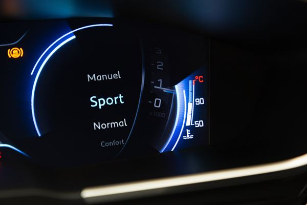 Peugeot 508 SW : un break de taille intermédiaire à la silhouette basse