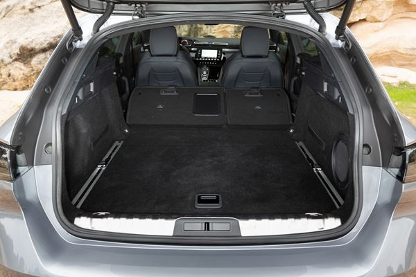 Peugeot 508 SW : un break de taille intermédiaire à la silhouette basse