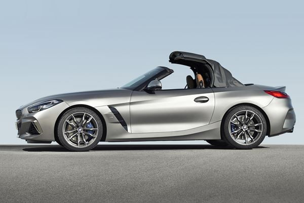 Le roadster BMW Z4 réinterprète les codes du roadster traditionnel