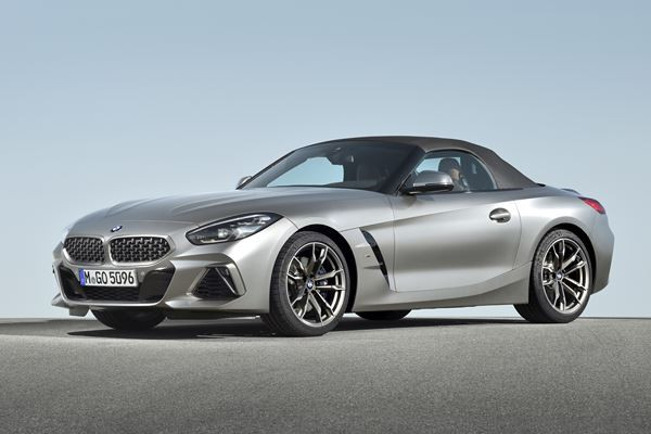 Le roadster BMW Z4 réinterprète les codes du roadster traditionnel